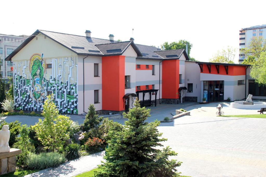 Gala Hotel Kamianets-Podilskyi Exterior foto